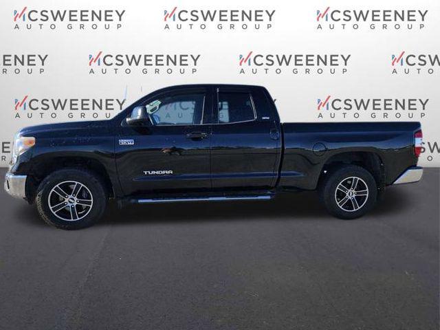 2017 Toyota Tundra SR5 5.7L V8