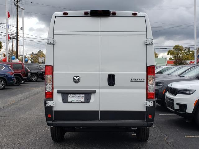 2026 Ram ProMaster Cargo Van SLT High Roof 136" WB