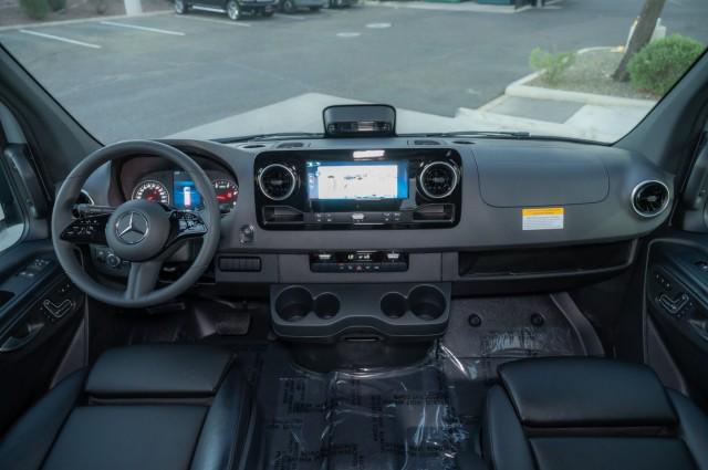 2026 Mercedes-Benz Sprinter Crew Van Standard Roof 4-Cyl Diesel HO