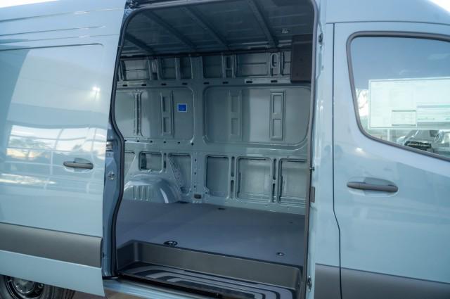 2026 Mercedes-Benz Sprinter Crew Van Standard Roof 4-Cyl Diesel HO