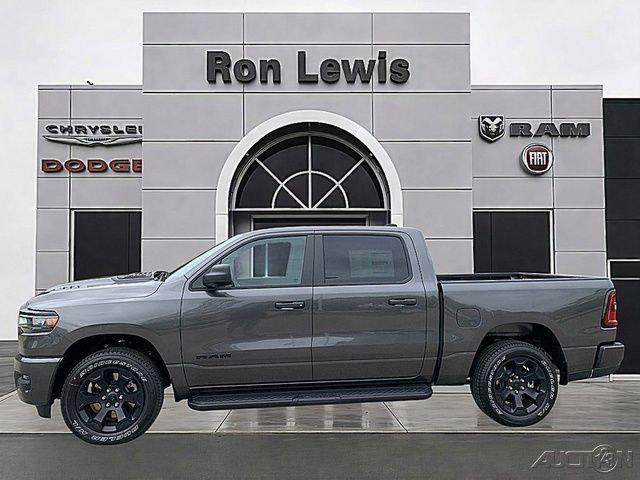 2026 RAM Ram 1500 RAM 1500 EXPRESS CREW CAB 4X4 57 BOX