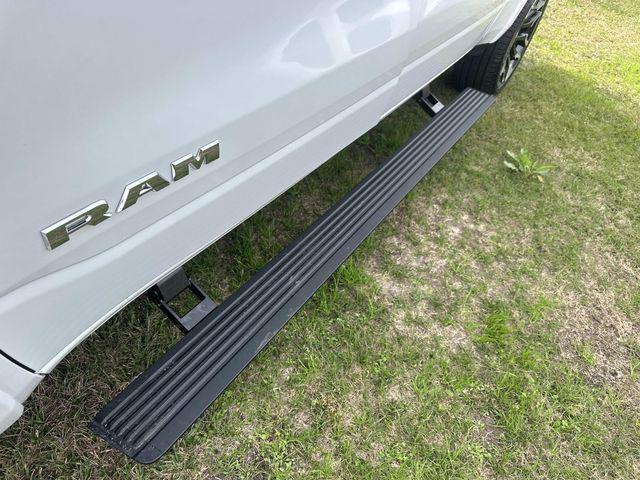 2026 Ram 1500 Limited Longhorn Crew Cab 4x4 5'7" Box