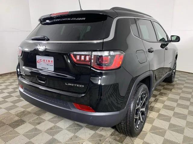 2026 Jeep Compass COMPASS LIMITED 4X4