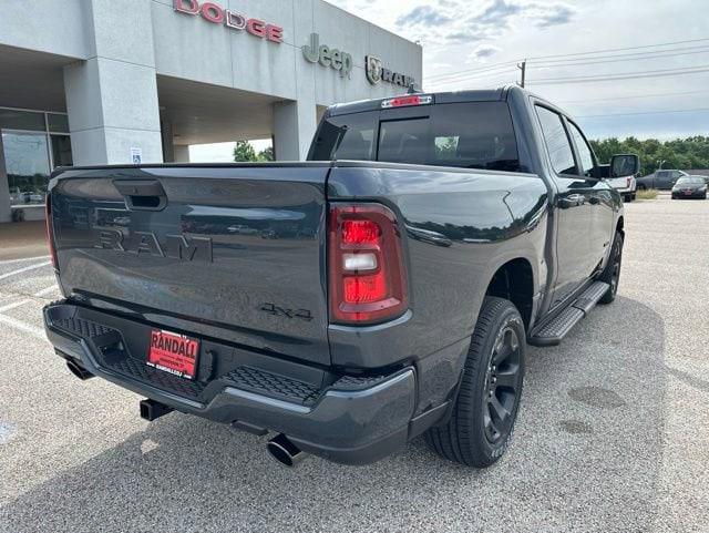 2026 Ram 1500 Express Crew Cab 4x4 5'7" Box