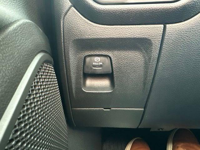 2026 Ram 1500 Express Crew Cab 4x4 5'7" Box
