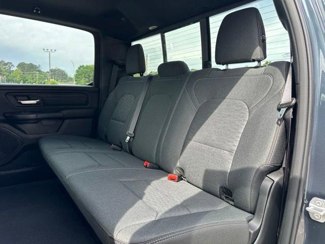 2026 Ram 1500 Express Crew Cab 4x4 5'7" Box