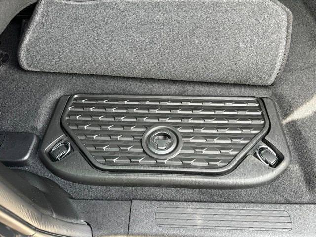 2026 Ram 1500 Express Crew Cab 4x4 5'7" Box