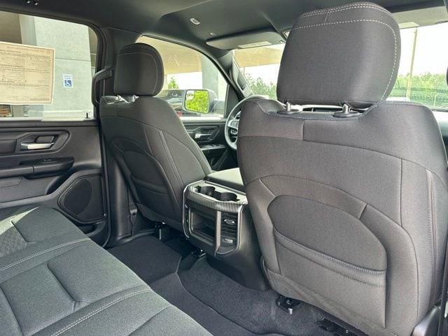 2026 Ram 1500 Express Crew Cab 4x4 5'7" Box