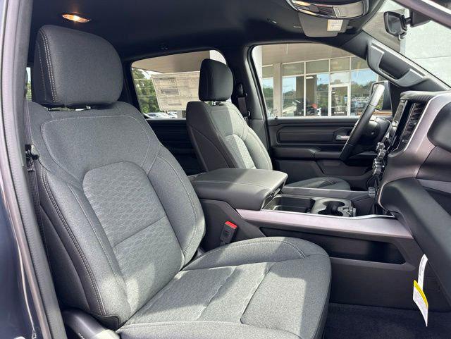 2026 Ram 1500 Express Crew Cab 4x4 5'7" Box