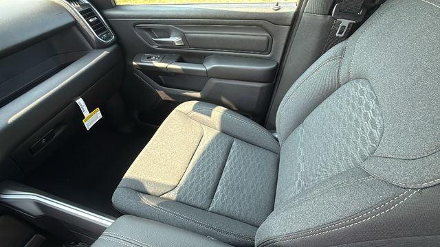2026 Ram 1500 Express Crew Cab 4x4 5'7" Box