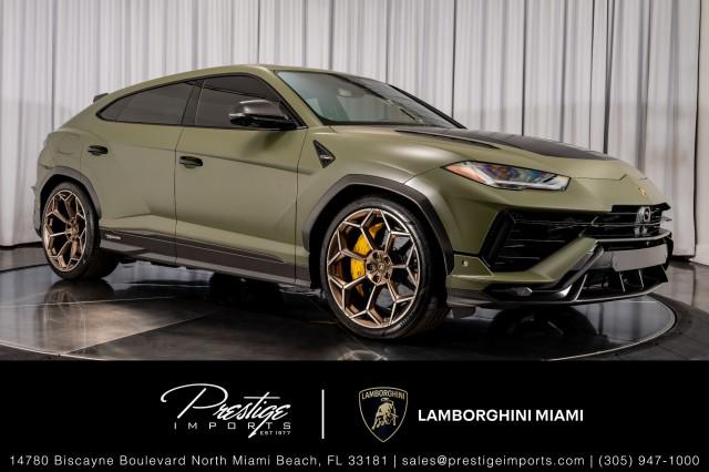 /2024 Lamborghini Urus