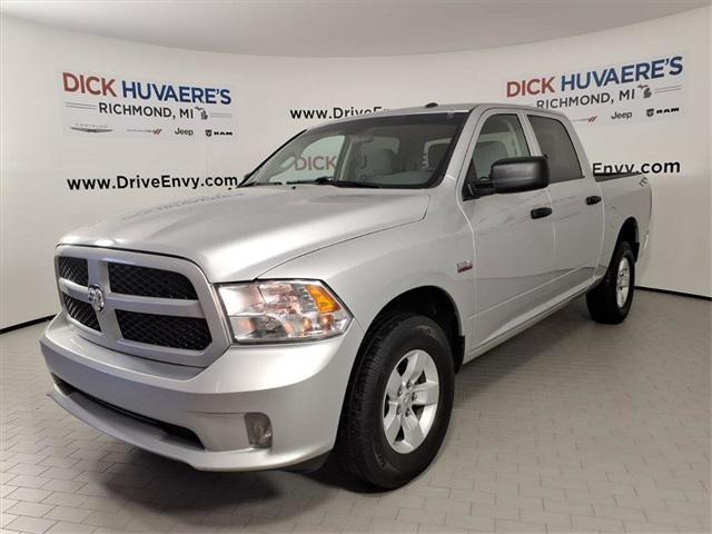 2018 RAM 1500 Express Crew Cab 4x4 57 Box