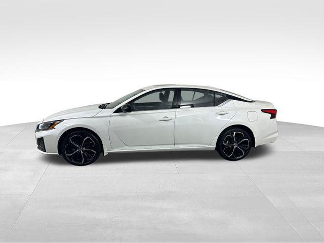 2025 Nissan Altima SR AWD