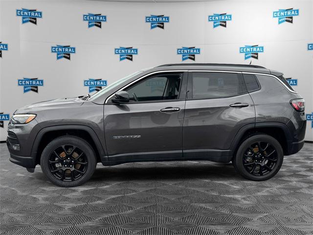2022 Jeep Compass Latitude Lux 4x4