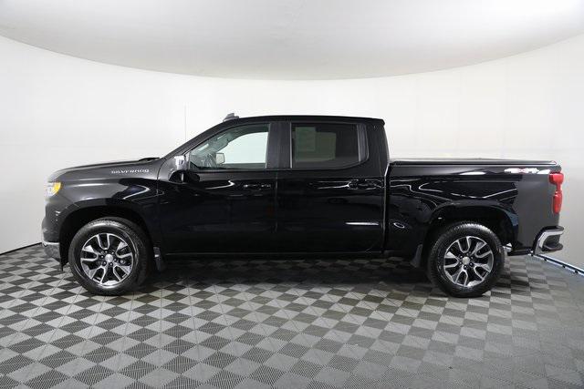 2022 Chevrolet Silverado 1500 4WD Crew Cab Short Bed LT with 2FL 2022 Chevrolet Silverado 1500 4WD Crew Cab Short Bed LT with 2FL