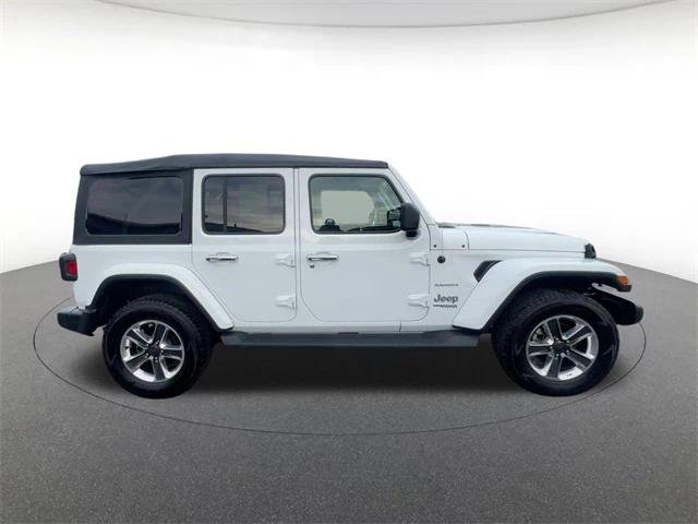 2022 Jeep Wrangler Unlimited Sahara 4x4 2022 Jeep Wrangler Unlimited Sahara 4x4