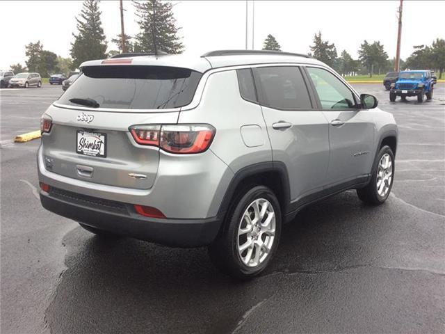 2023 Jeep Compass Latitude Lux FWD 2023 Jeep Compass Latitude Lux FWD