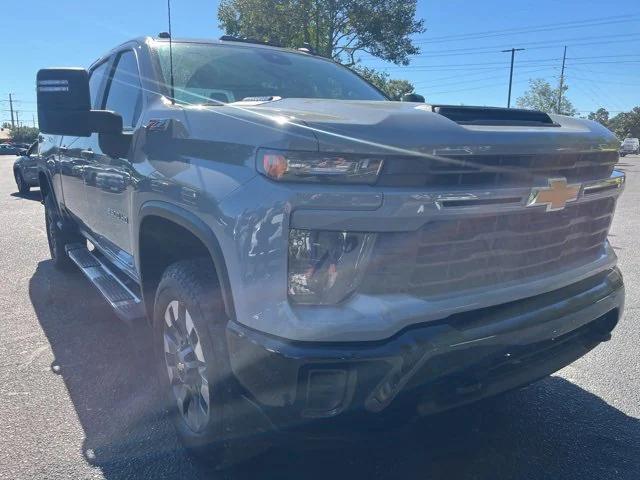 2024 Chevrolet Silverado 2500HD 4WD Crew Cab Standard Bed Custom