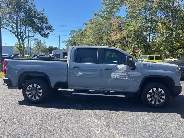 2024 Chevrolet Silverado 2500HD 4WD Crew Cab Standard Bed Custom