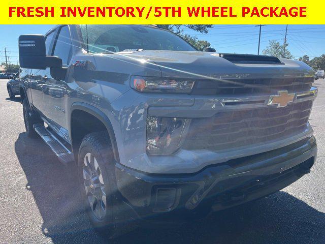 2024 Chevrolet Silverado 2500HD 4WD Crew Cab Standard Bed Custom 2024 Chevrolet Silverado 2500HD 4WD Crew Cab Standard Bed Custom