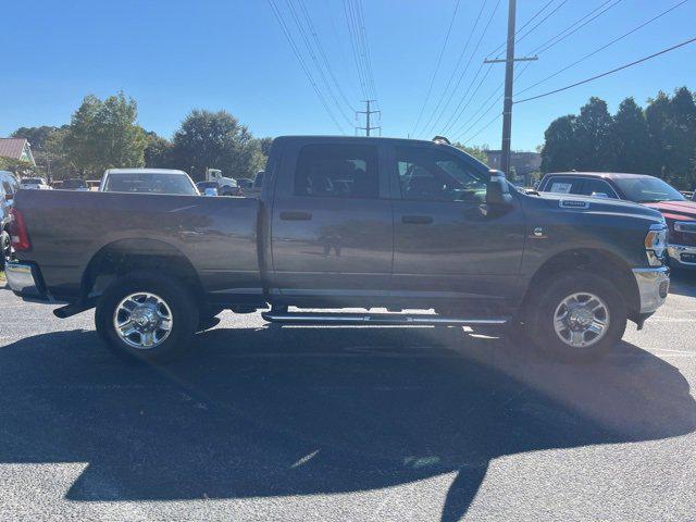 2024 RAM 2500 Tradesman Crew Cab 4x4 64 Box