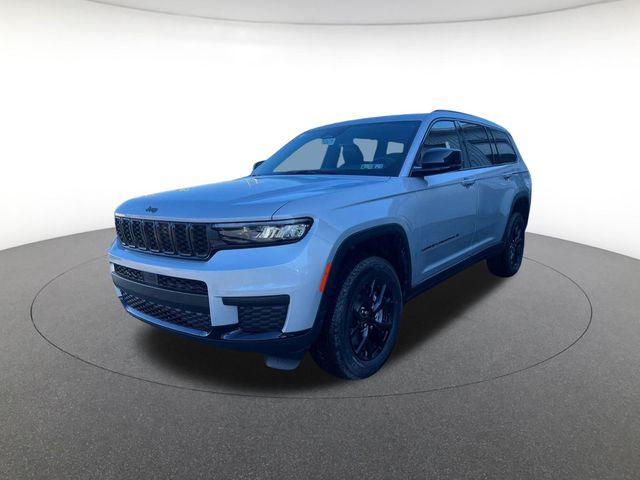 2025 Jeep Grand Cherokee GRAND CHEROKEE L ALTITUDE 4X4