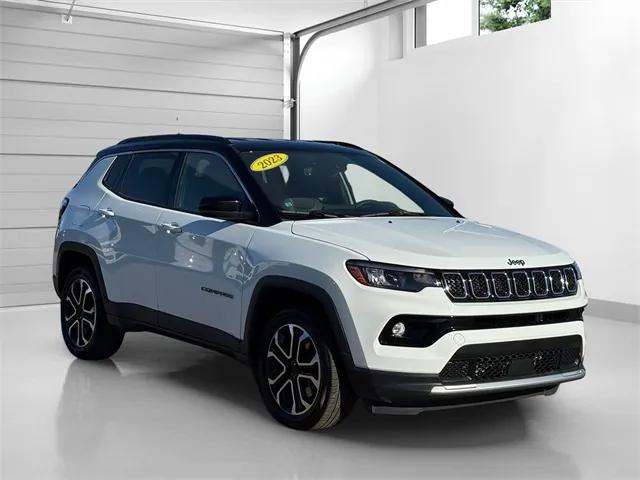 2023 Jeep Compass Limited 4x4 2023 Jeep Compass Limited 4x4