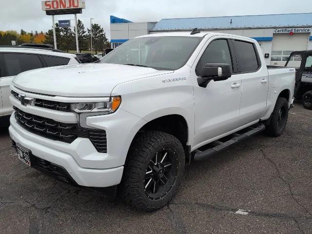 2024 Chevrolet Silverado 1500 4WD Crew Cab Short Bed RST