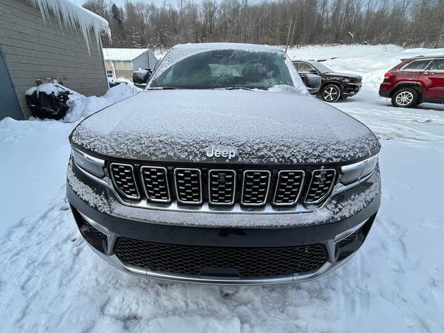 2023 Jeep Grand Cherokee Summit Reserve 4x4