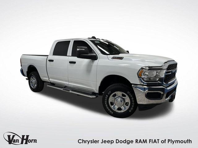 2024 RAM 2500 Tradesman Crew Cab 4x4 64 Box 2024 RAM 2500 Tradesman Crew Cab 4x4 64 Box