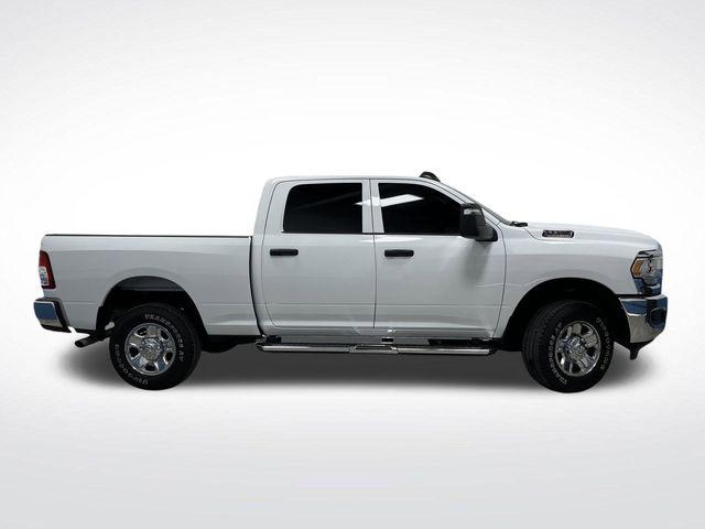 2024 RAM 2500 Tradesman Crew Cab 4x4 64 Box 2024 RAM 2500 Tradesman Crew Cab 4x4 64 Box