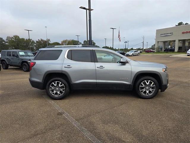 2023 GMC Acadia FWD SLT 2023 GMC Acadia FWD SLT