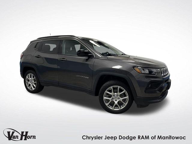 2022 Jeep Compass Latitude Lux 4x4 2022 Jeep Compass Latitude Lux 4x4