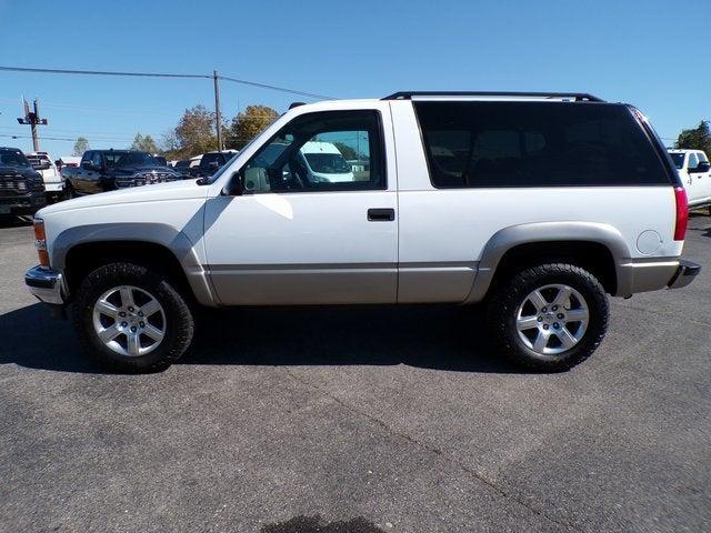 1995 Chevrolet Tahoe Base 1995 Chevrolet Tahoe Base