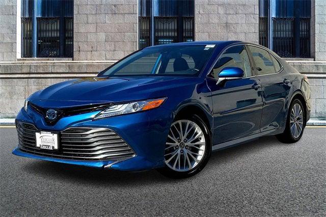 2020 Toyota Camry XLE Hybrid 2020 Toyota Camry XLE Hybrid