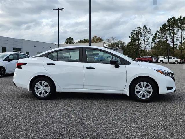 2025 Nissan Versa 1.6 S