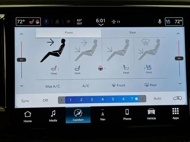 2026 Chrysler Pacifica Pinnacle