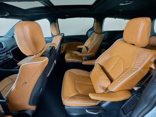 2026 Chrysler Pacifica Pinnacle