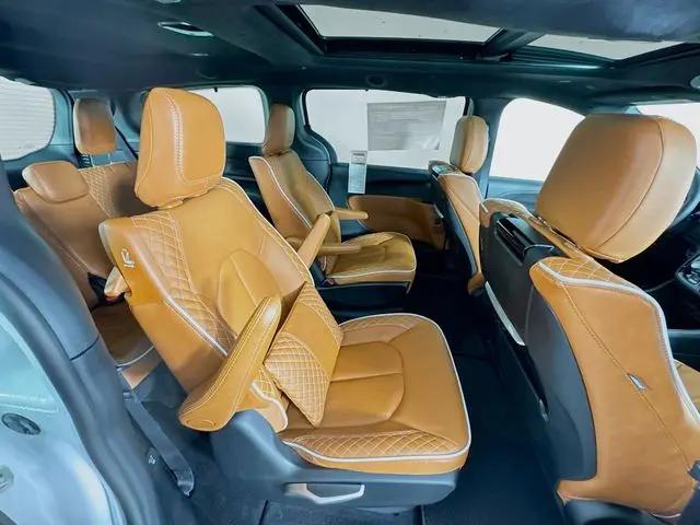 2026 Chrysler Pacifica Pinnacle