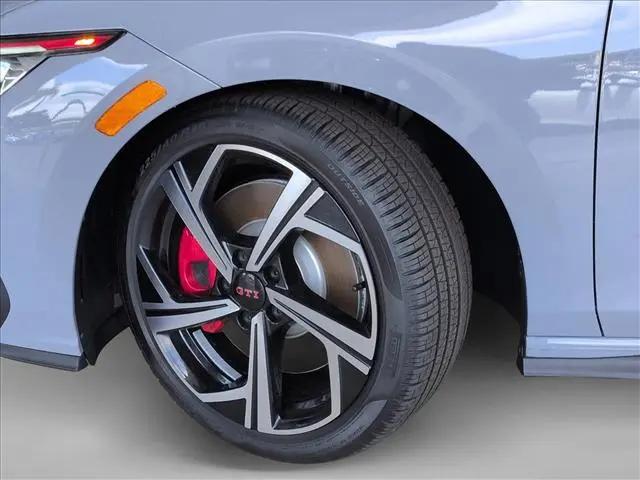 2026 Volkswagen Golf GTI SE
