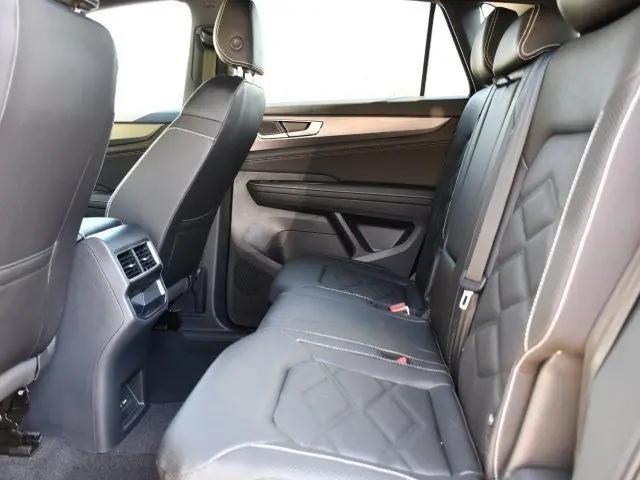 2026 Volkswagen Atlas Cross Sport SE