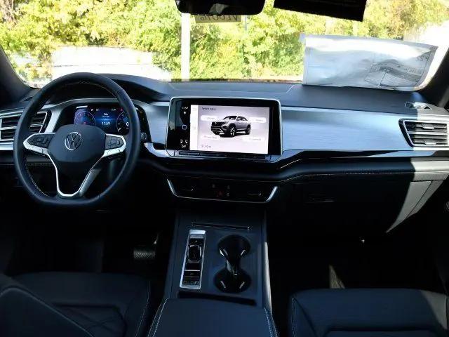 2026 Volkswagen Atlas Cross Sport SE