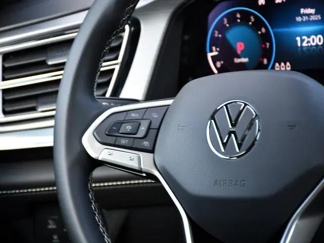 2026 Volkswagen Atlas Cross Sport SE