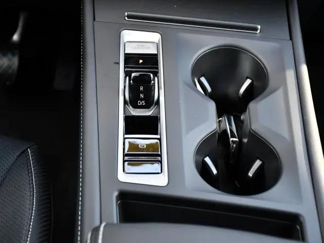 2026 Volkswagen Atlas Cross Sport SE