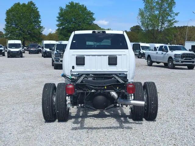 2026 Ram 4500 Chassis Tradesman/Big Horn