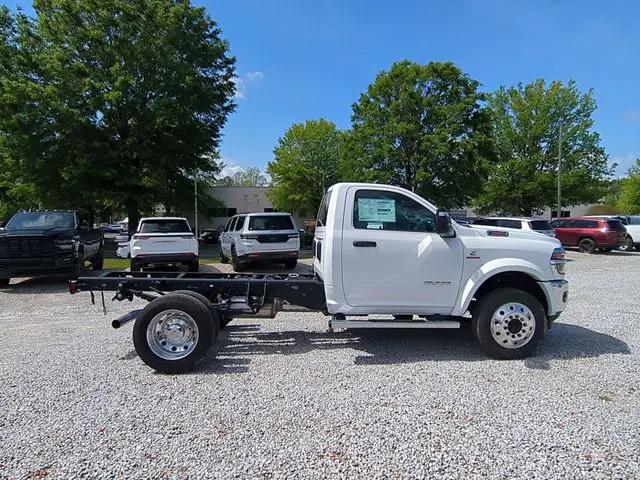 2026 Ram 4500 Chassis Tradesman/Big Horn