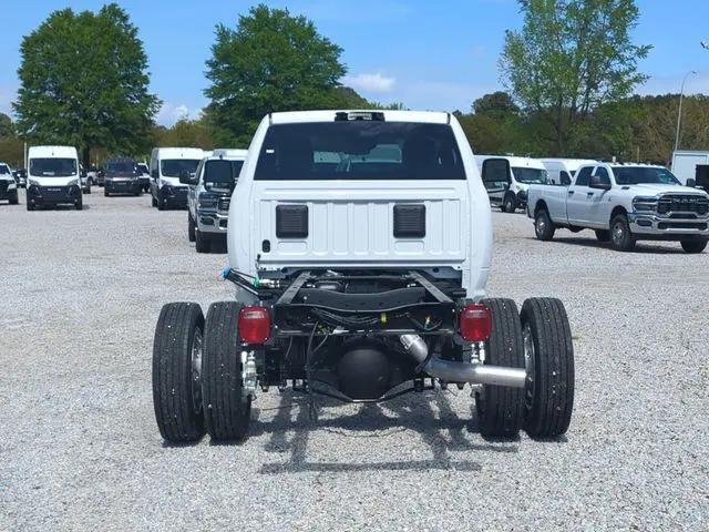 2026 Ram 4500 Chassis Tradesman/Big Horn