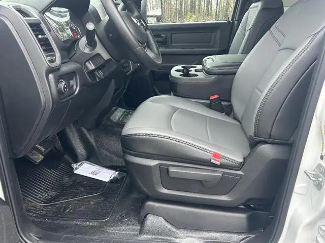 2026 Ram 3500 Tradesman/Big Horn