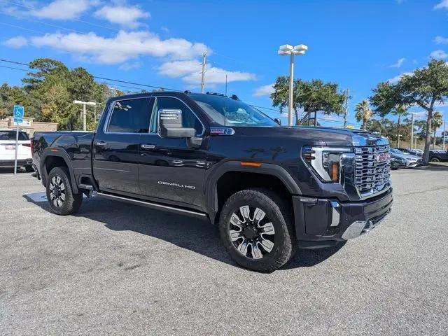 2026 GMC Sierra 2500HD Crew Cab, Standard Bed, Denali, 4WD