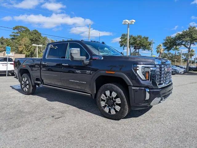 2026 GMC Sierra 2500HD Crew Cab, Standard Bed, Denali, 4WD